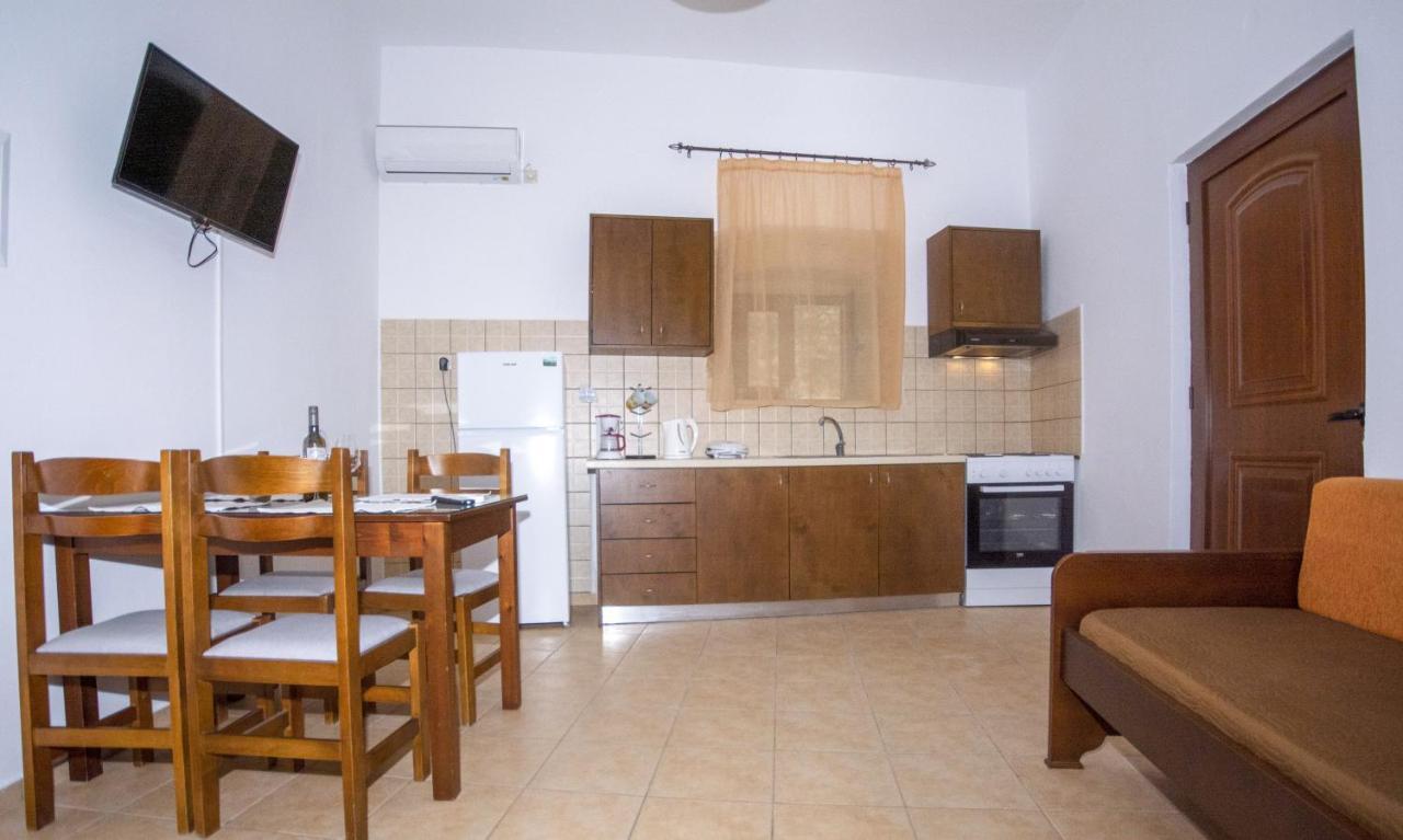 Christina Apartments Kissamos Luaran gambar