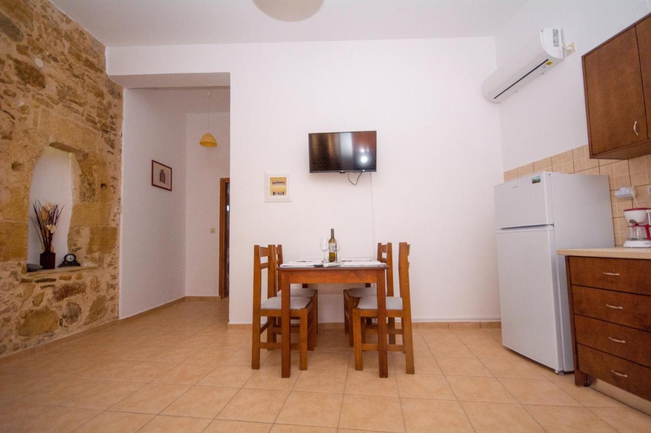 Christina Apartments Kissamos Luaran gambar